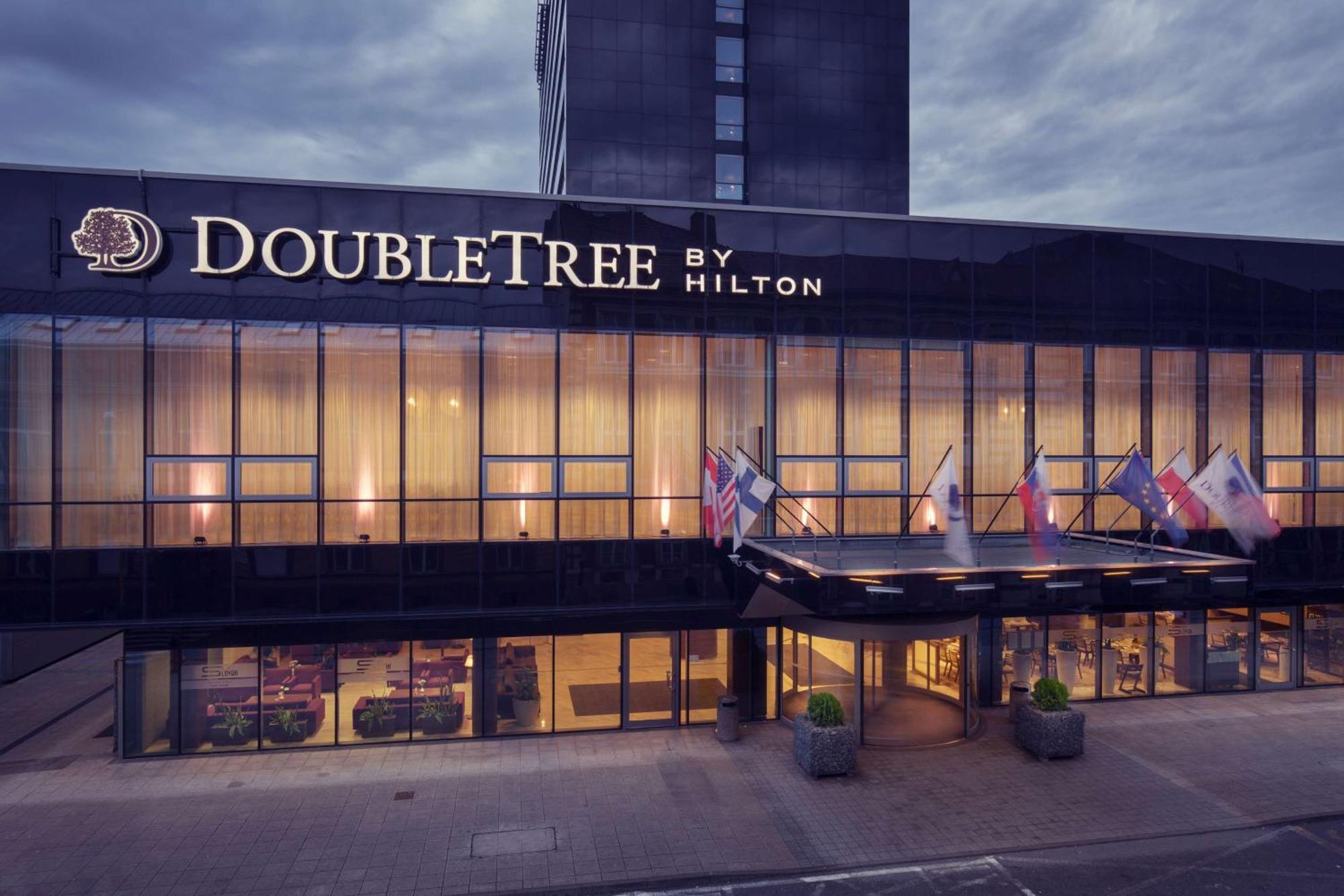 Doubletree By Hilton Kosice Hotel Esterno foto